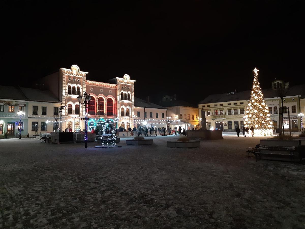 O.w. Mega Nad Jeziorem Гостьовий будинок